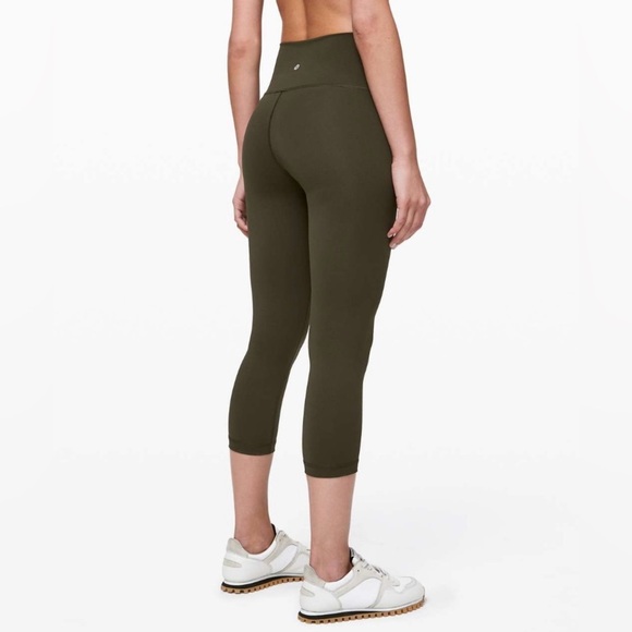 Lululemon Wunder Under Crop Dark Olive Full-On Luxtreme 21” Sz 4 Like New - Picture 1 of 9